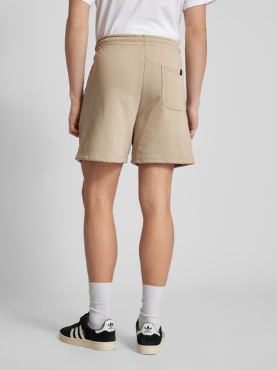 Alpha Industries Regular fit sweatshorts met labelpatch, model 'ALPHA ESSENTIALS' Zand - 5