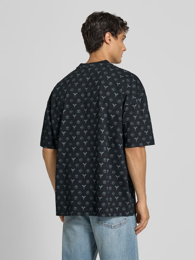 Carlo Colucci T-shirt o kroju oversized z wyhaftowanym logo Czarny 5
