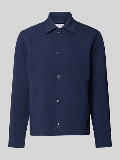 Produktfoto, Regular Fit Hemdjacke mit Viskose-Anteil von Jake*s Studio Men in Dunkelblau, glatte Oberfläche, klassische Knopfleiste