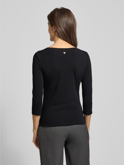 Kobiece model prezentuje Slim Fit 3/4-Shirt aus Baumwoll-Mix Modell 'MULTIA' od Weekend Max Mara, efekt: jednolity kolor, wyhaftowane logo, nadruk z logo, okrągły dekolt, rękaw o dł. 3/4, mieszanka bawełny, widok sylwetki od tyłu.