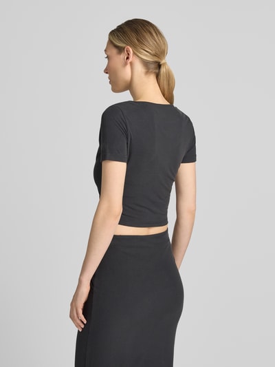 GUESS T-Shirt mit asymmetrischem Ausschnitt Modell 'KAROLE' Black 5