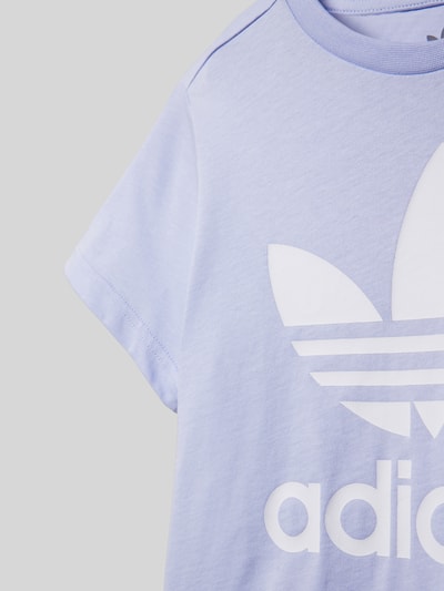adidas Originals T-Shirt mit Label-Print Flieder 2