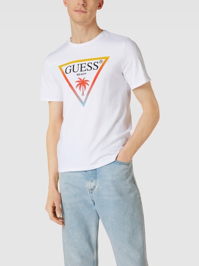 Guess T-shirt z nadrukiem z logo model ‘Triangle’ Biały 4