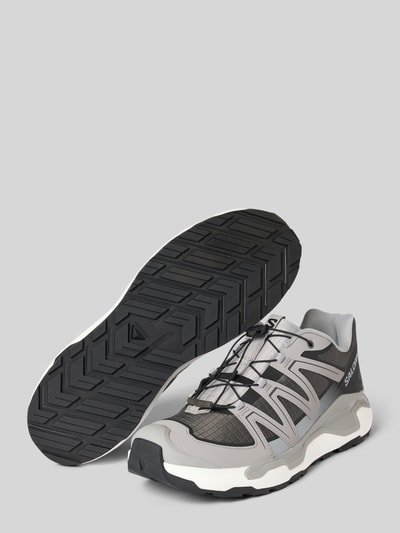 Salomon Sneaker mit profilierter Sohle Modell 'XC ROAM' Mittelgrau 4