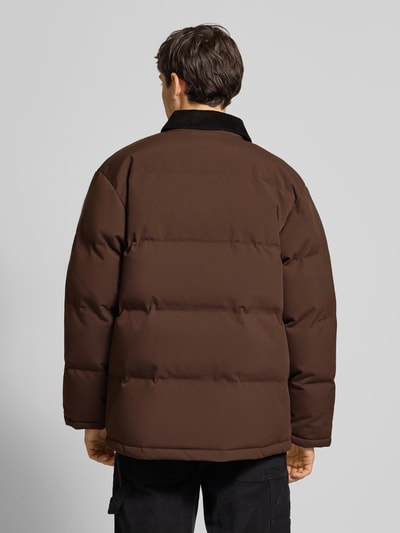 Carhartt Work In Progress Steppjacke mit Label-Detail Modell 'RAYLER' Dunkelbraun 5