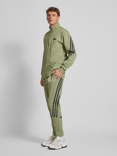 ADIDAS SPORTSWEAR Sweatshirt met kangoeroezak Olijfgroen - 1