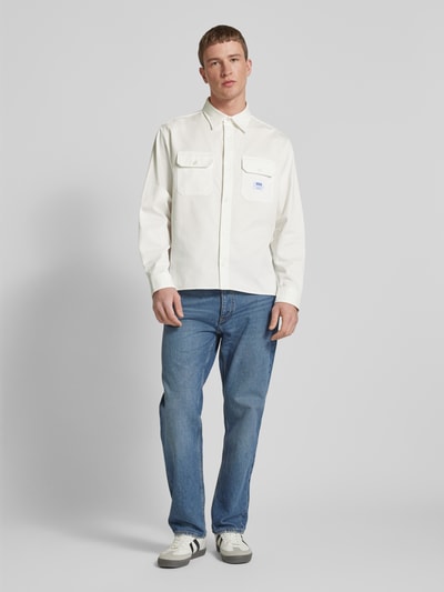 Hugo Blue Regular Fit Freizeithemd mit Brustpattentaschen Modell 'Ekynone' Offwhite 1