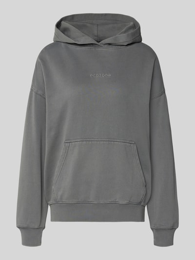 Produktfoto, Oversized Hoodie met logo en kangoeroezak, Pegador Oversized Hoodie met Logo en Kangoeroezak Model 'CLARITA' van katoenmix in grijs.