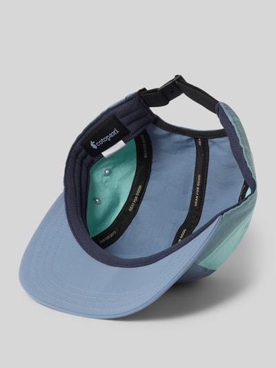 Produktfoto, 5-Panel Hat mit Logo-Print Modell 'Tech' von Cotopaxi für Herren mit Panel-Einsätzen, Logo-Patch und Strapback-Verschluss, zweifarbige Optik in Blau und Mint, glatte Stoffstruktur