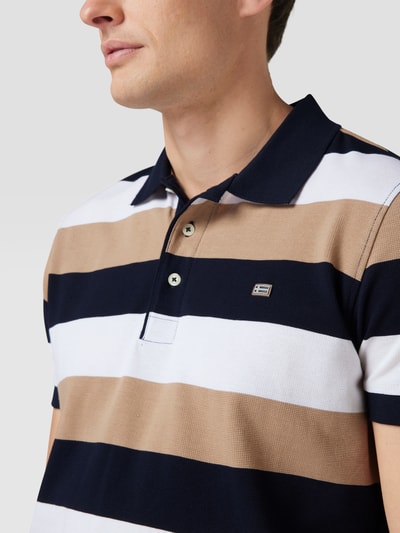 Christian Berg Men Poloshirt mit Streifenmuster Camel 3