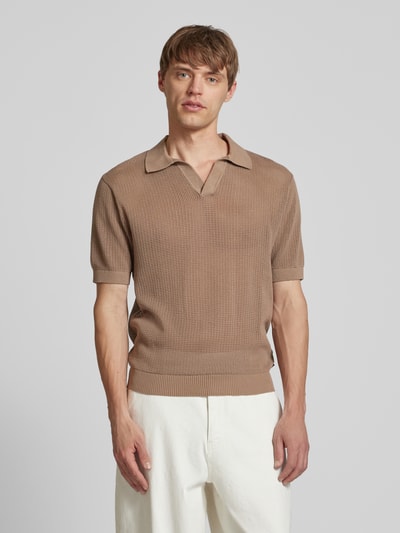 REVIEW Strickshirt mit Polokragen und V-Ausschnitt Mud 4