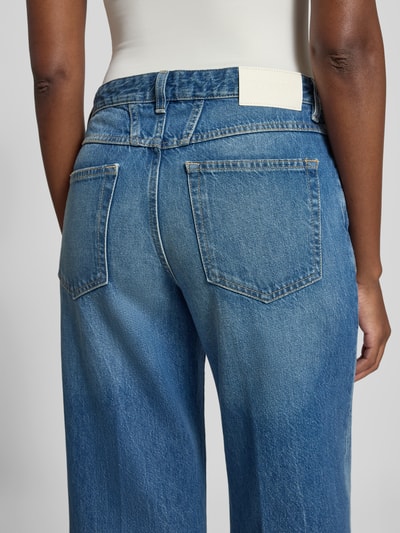 Closed Flared Fit Jeans mit Logo-Patch Jeansblau 3