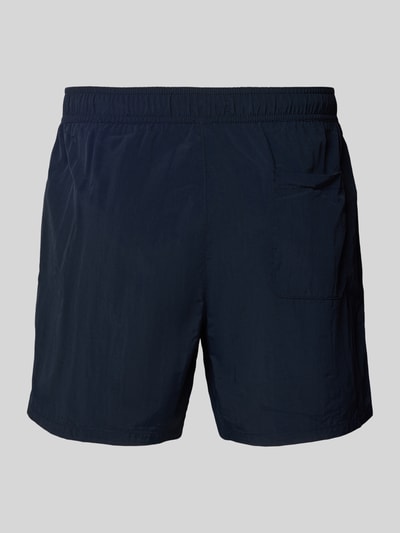 Productfoto, Regular Fit Badehose mit Logo Stitching van Tommy Hilfiger, effen donkerblauw, tunnelkoord, steekzakken voor, achterzak, textuur met lichte glans.