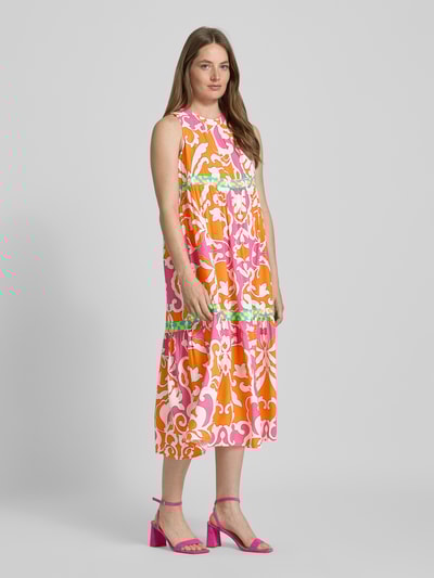 Emily Van den Bergh Midikleid im Stufen-Look Orange 1