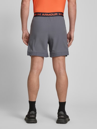 Under Armour Regular fit korte broek met zijsplitten, model 'Vanish' Antraciet - 5