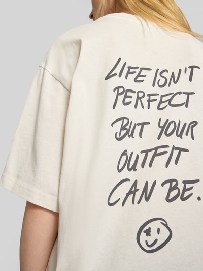 Jake*s Casual Oversized T-Shirt mit Statement-Print Offwhite 3