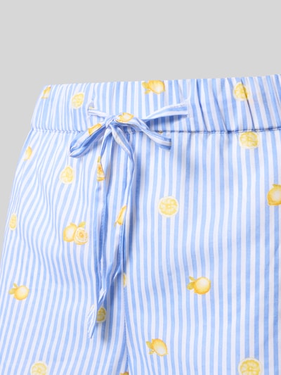 Produktfoto, Pyjama-Shorts im Allover-Look von Christian Berg Woman, bawełna, krój regular fit, wzór w paski i cytryny, elastyczna talia, troczek