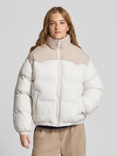 Levi's® Kurtka pikowana z wyhaftowanym logo model ‘NOE’ Écru 4