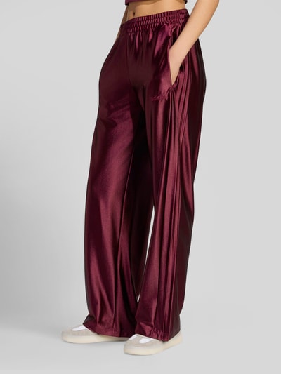 adidas Sportswear High Waist Sweathose mit glänzender Satinoptik Bordeaux 4