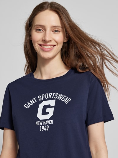 Gant T-Shirt mit Label-Print Marine 3