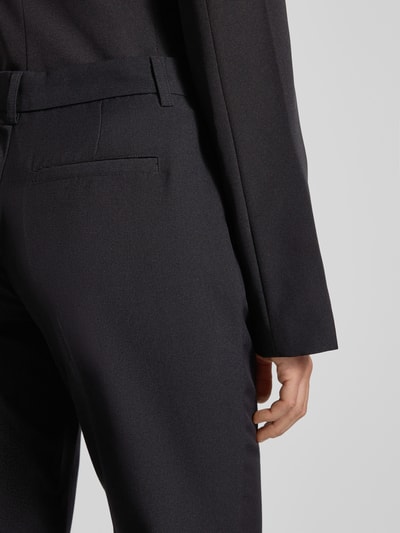 Gina Tricot Bootcut Low Waist Stoffhose mit Bügelfalten Black 3