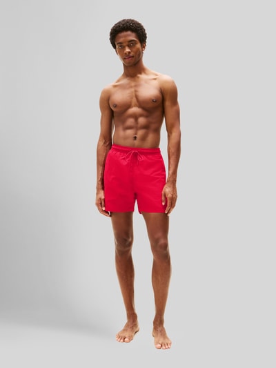 Tommy Hilfiger Regular Fit Badehose mit Logo Stitching Rot 1
