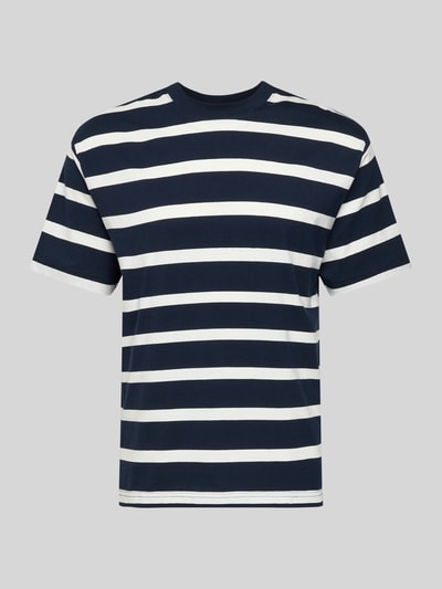 Produktfoto, T-Shirt mit geripptem Rundhalsausschnitt von MCNEAL, navyweiß gestreift, Regular Fit, glatte Baumwollstruktur, Rückenlänge 74 cm