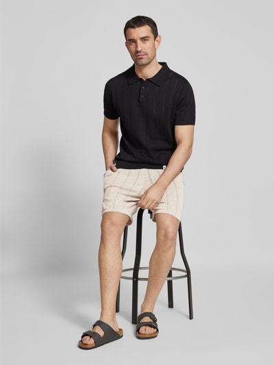 Colours & Sons Regular Fit Shorts mit Lochmuster Beige 1