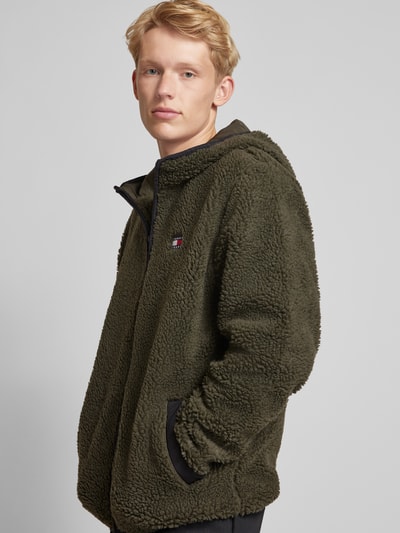 Tommy Jeans Sherpa Jacket mit Label-Patch Oliv 3