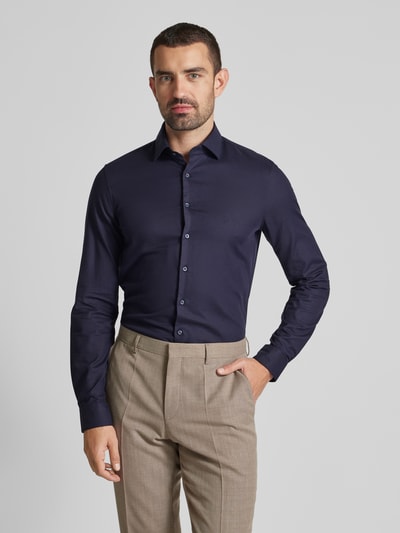 CK Calvin Klein Slim Fit Business-Hemd mit Label-Stitching Modell 'Bari' Marine 4