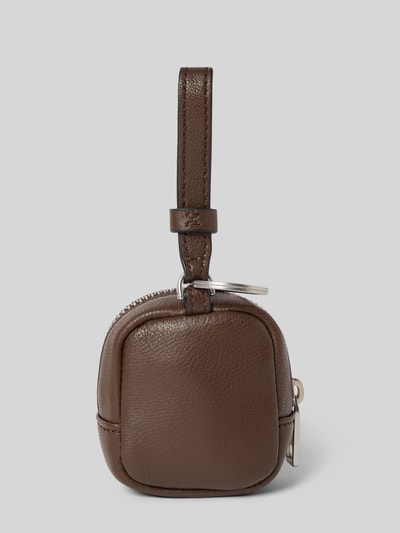 Produktfoto, Keyring Pouch mit Rundum-Reißverschluss von LIEBESKIND BERLIN w skórzanym brązie, widoczny label-print oraz regulowany uchwyt.
