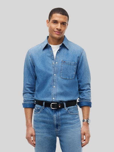 Tommy Jeans Regular Fit Jeanshemd aus reiner Baumwolle Jeansblau 4