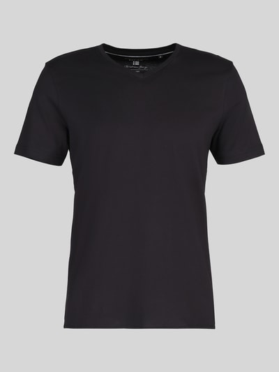 Produktfoto, T-Shirt mit V-Ausschnitt von Christian Berg Men aus reiner Baumwolle in Schwarz mit geradem Schnitt und kurzem Arm, auf hellem Hintergrund