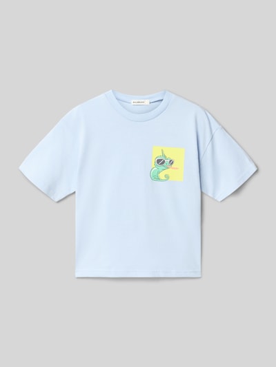 Produktfoto, Regular Fit T-Shirt mit Motiv-Print von BILLIEBLUSH, hellblau, reine Baumwolle, Rundhalsausschnitt, Rückenlänge 41 cm bei Größe 116.