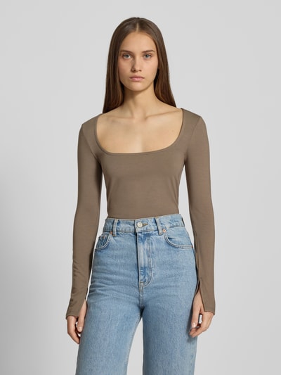 Gina Tricot Longsleeve mit Rundhalsausschnitt Taupe 4