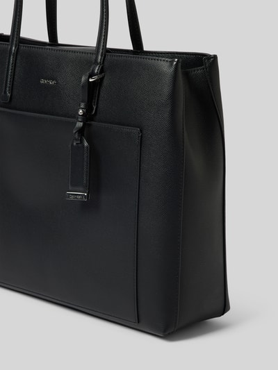 CK Calvin Klein Handtasche mit Label-Anhänger Modell 'CK MUST' Black 3