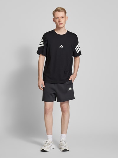 ADIDAS SPORTSWEAR T-Shirt mit Label-Print Black 1