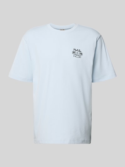 Produktfoto, Relaxed Fit T-Shirt aus reiner Baumwolle Modell 'MILO' von Only & Sons, Optik: Unifarben, Schriftzug-Print, Motiv-Print, Rundhals, Kurzarm, reine Baumwolle, hellblaue Farbe, glatte Textur