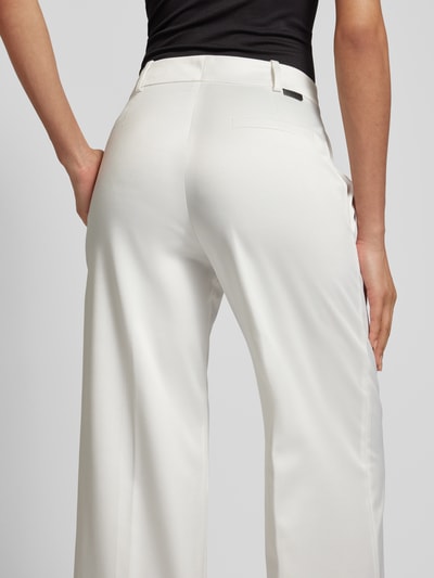 HUGO Spodnie materiałowe z szeroką nogawką w kant model ‘Halenar’ Biały 3
