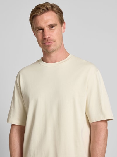 Lindbergh Oversized T-Shirt mit geripptem Rundhalsausschnitt Offwhite 3