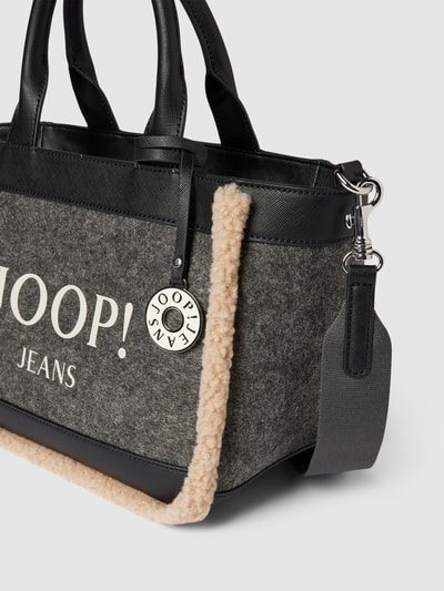 JOOP! Jeans Handtasche mit Teddyfell Modell 'calduccio yvette' Dunkelgrau 3