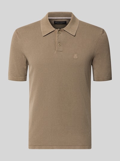 Produktfoto, Regular Fit Poloshirt aus reiner Baumwolle von Marc O'Polo, Optik: Unifarben, Logo-Stitching, Polokragen, kurzarm, Rollsaum, Strick, beige.