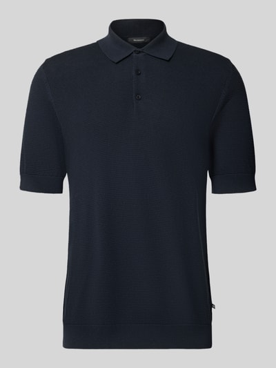 Produktfoto, Slim Fit Poloshirt aus Baumwoll-Mix in Strick-Optik von Matinique, dunkelblau, elastische Abschlüsse, kurzärmelig, strukturierte Oberfläche, Rückenlänge bei Größe M 72 cm