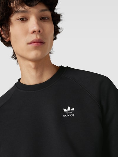 adidas Originals Sweatshirt mit Rundhalsausschnitt und Label-Stitching Black 3