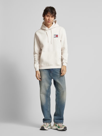 Tommy Jeans Hoodie mit Label-Print Sand 1