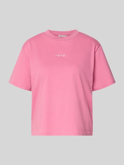 Produktfoto, Boxy Fit T-Shirt aus reiner Baumwolle von Tom Tailor Denim in Pink, unifarben, kurzarm, Rundhals, Motiv-Stitching, Feinripp-Textur
