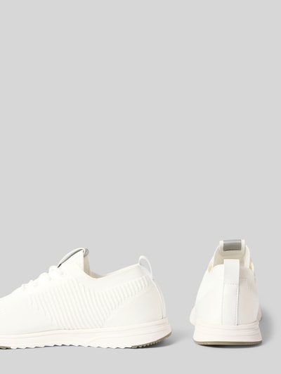Produktfoto, Low Top Sneaker mit strukturierter Stretch-Oberfläche von Marc O'Polo, Optik: Unifarben, Schuhspitze: Abgerundet, Absatzform: Flach, Label-Patch, Schnürung, dämpfende Sohle, Materialverarbeitung: Stretch-Webstruktur, Herren