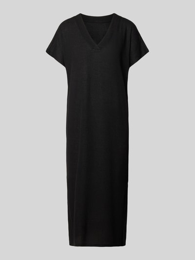 Produktfoto, schwarzes Strickkleid mit V-Ausschnitt Modell 'Delia' von Soyaconcept, Viskose-Mix, Gerader-Schnitt, Midikleid, feine Textur