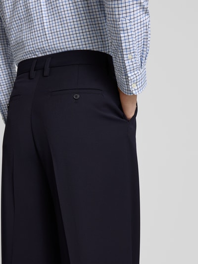 Filippa K Wide Fit Stoffhose mit Bundfalten Dunkelblau 3