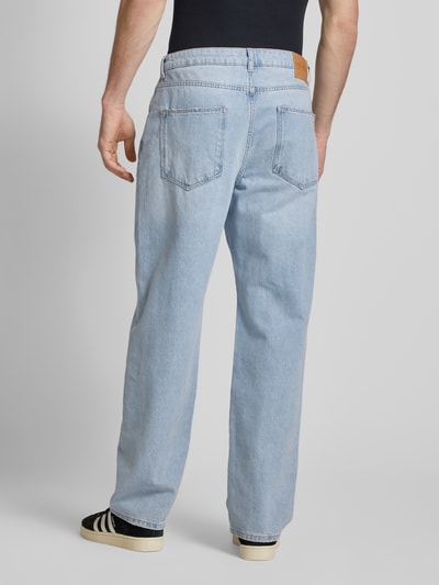 REVIEW Baggy Fit Jeans mit Brand-Detail Hellblau 5